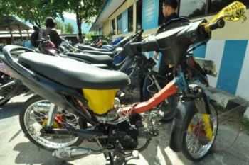 41 Motor dari Arena Judi Sabung Ayam Diamankan