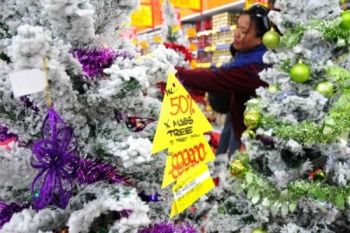 MENYAMBUT NATAL
