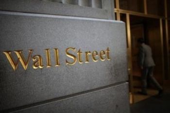 Wall Street Turun karena Aksi Ambil Untung