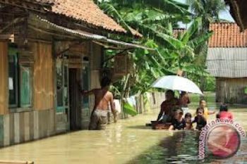 Basarnas Berupaya Evakuasi Korban Banjir di Purworejo