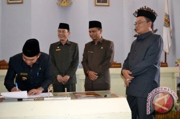 RAPBD Kabupaten Waykanan 2014 Disahkan