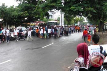 Ribuan warga Palembang ikuti jalan santai Pelindo 