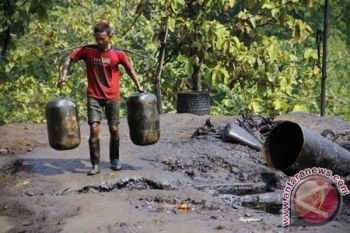 President Prabowo orders faster refinery projects, oil well licensing