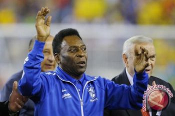 Pele tidak akan berperan dalam undian Piala Dunia tapi hadir