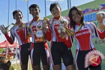 Penantian 10 tahun Kusmawati berbuah emas 