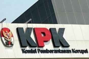 KPK Periksa Menteri PU Djoko Kirmanto