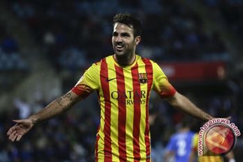 Pique: Fabregas merupakan " Pioner" untuk Spanyol