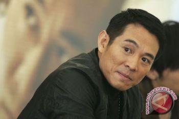 Bintang Hollywood Jet Li ajari kungfu mahasiswa Myanmar