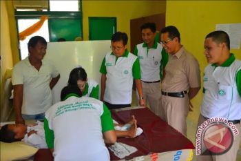 PT Semen Baturaja gelar khitanan massal
