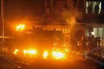 Avanza Anggota DPRD Banyumas Terbakar di Garasi