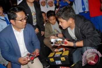 Wali Kota Bandung Tolak Mobil Dinas Sedan