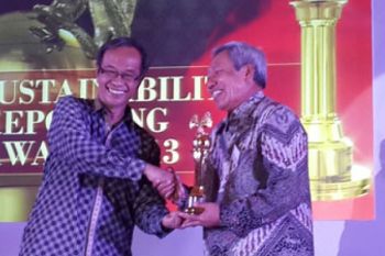 Semen Indonesia Raih Best Sustainability Reporting 2012