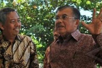 Undip "Panen" 12 Profesor pada 2013