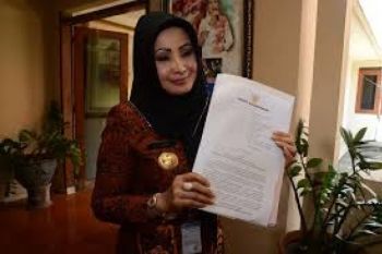 Mantan Bupati Karanganyar Mangkir
