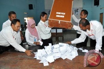 Belasan Warga Jekulo Kudus Tuntut Hitung Ulang Pilkades