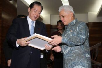Hatta: Percepatan Proyek MPA Mulai 2014