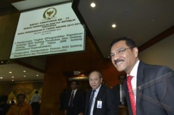 Mendagri: Banyak Mudarat Di Pilkada Langsung