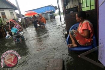Hujan Sepekan Lima Kecamatan Di Makassar Terendam Banjir
