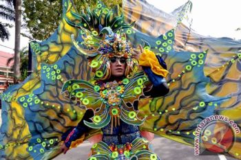 Pawai Busana