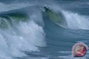 Gelombang Laut China Selatan Capai Enam Meter