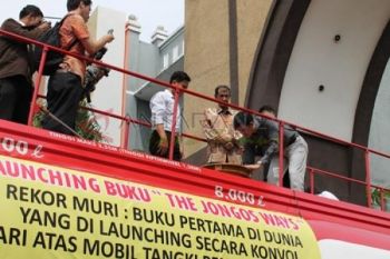 Rekor MURI Peluncuran Buku