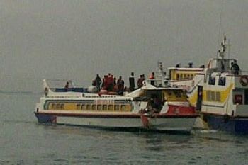 Korban MV Miko: Air Masuk Setelah Tabrakan