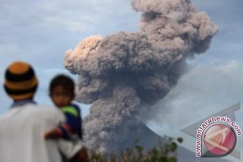 Gunung Sinabung Meletus Lagi