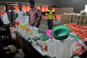 Polisi Telusuri Peredaran Air Zam-Zam Palsu