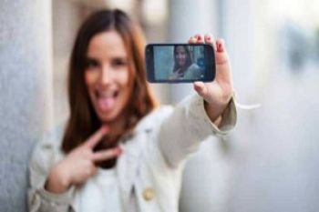 "Selfie", Urutan Pertama Kata Yang Harus Dilenyapkan 