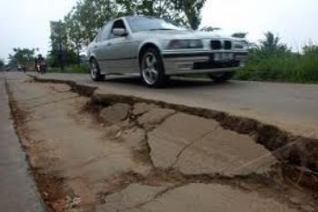 25 Keluarga Gebog Kudus Terancam Terisolasi