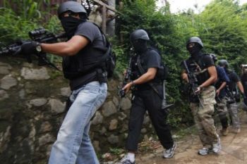 Dayat Tinggal di Rempoa Bersama Rekannya