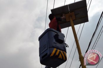 Dishub tambah 30 unit PJU kawasan Baturaja