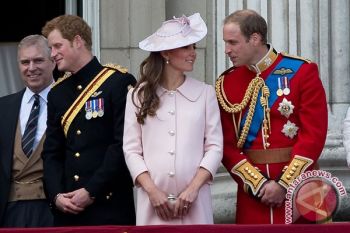 Pangeran Harry dan tunangan undang 600 tamu ke pesta pernikahan