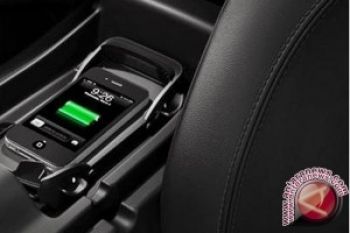 Inilah Pengisi Baterai di Mobil Mewah