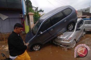 Ada Gempa di Manado