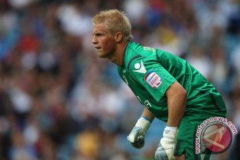 Kiper Schmeichel Perpanjang Kontrak Bersama Leicester 