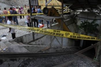 Flash - Tambang Batu Bara Meledak di Sawahlunto