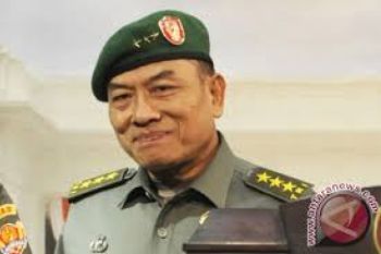 Jenderal Moeldoko Terima Tiga Tanda Kehormatan