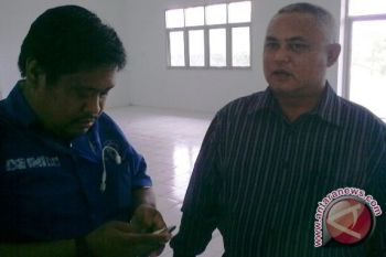 Bupati Empat Lawang cueki anggota KPU 