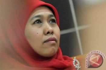 Suami Khofifah Meninggal Dunia di Sulawesi