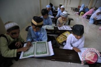 Wali Kota Komitmen Majukan Pendidikan Agama