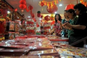 Berharap Hujan di Malam Tahun Baru Imlek