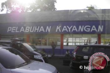 Penyeberangan Kayangan-Poto Tano masih lancar