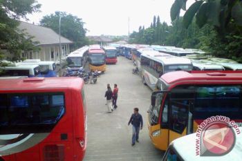 Aksi Mogok Karyawan Transmusi