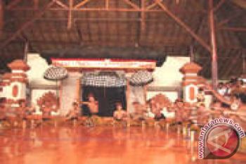 Serenade Cakepung di Kaki Gunung Agung