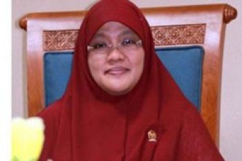 Herlini: Perayaan Tahun Baru Mubazir