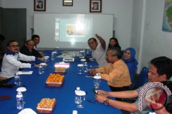 Pramono Edhie Kunjungi Media