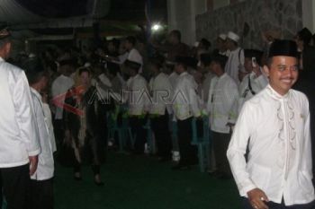 Menpora Roy Suryo 