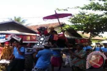 Polisi Jaga Ketat "Peraje Sunat" Maulid