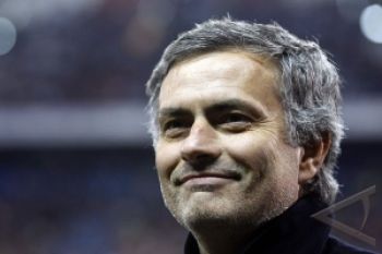 Mourinho Ejek Wenger "Spesialis Gagal"